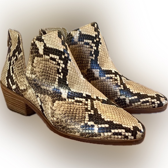 Vince Camuto Snake Print Booties - Picture 1 of 6
